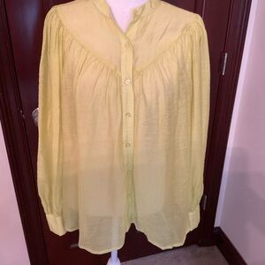 CeCe Blouse. Sz. Medium